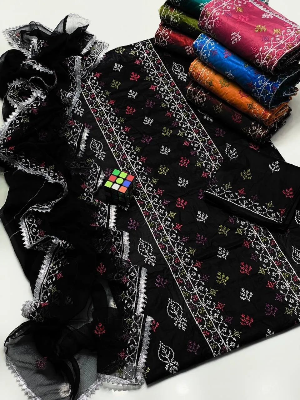 Black Chikankari Lawn 3Pcs Embroidered Suit