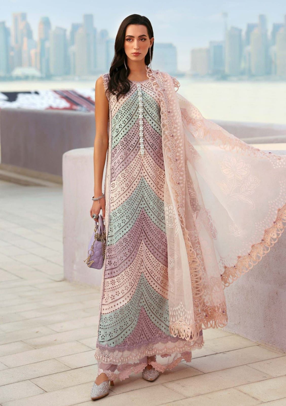 Fabric Fine Quality Arijit 90*88 Lawn 3pc